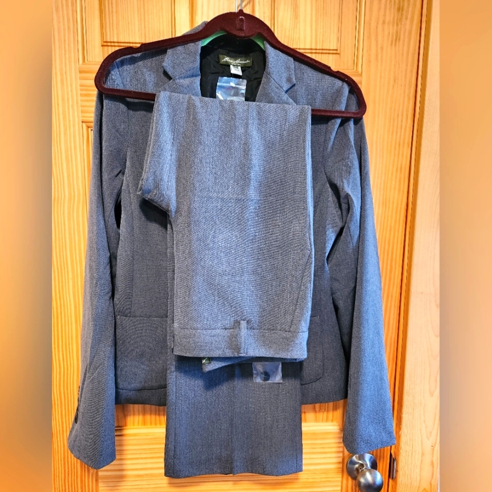Eddie Bauer Women's Suit